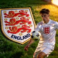 英格兰国家男子足球队队徽及年轻球员图片