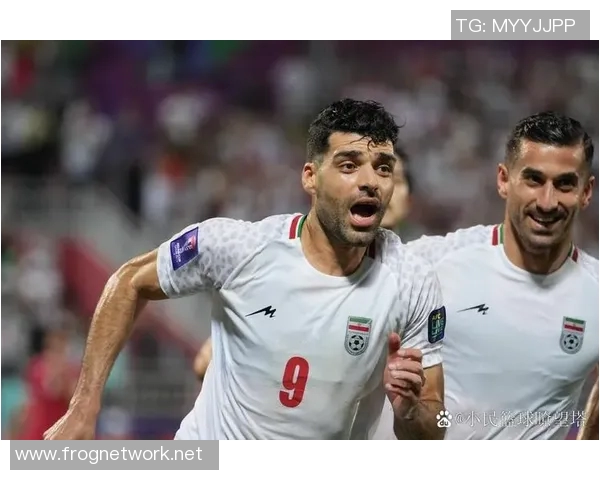 12强赛激战叙利亚对阵伊朗双方全力争胜展现足球魅力与激情